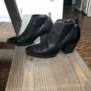 Dolce Vita Black Booties